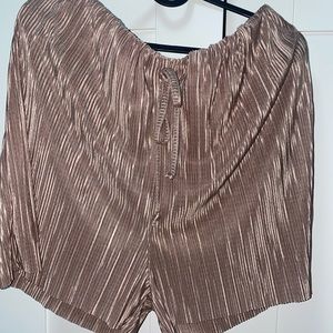 Champagne drawstring shorts